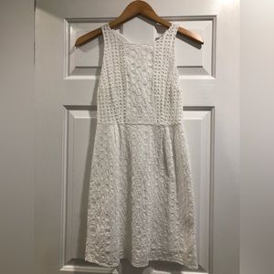 Old Navy Eyelet Dress Sz XS